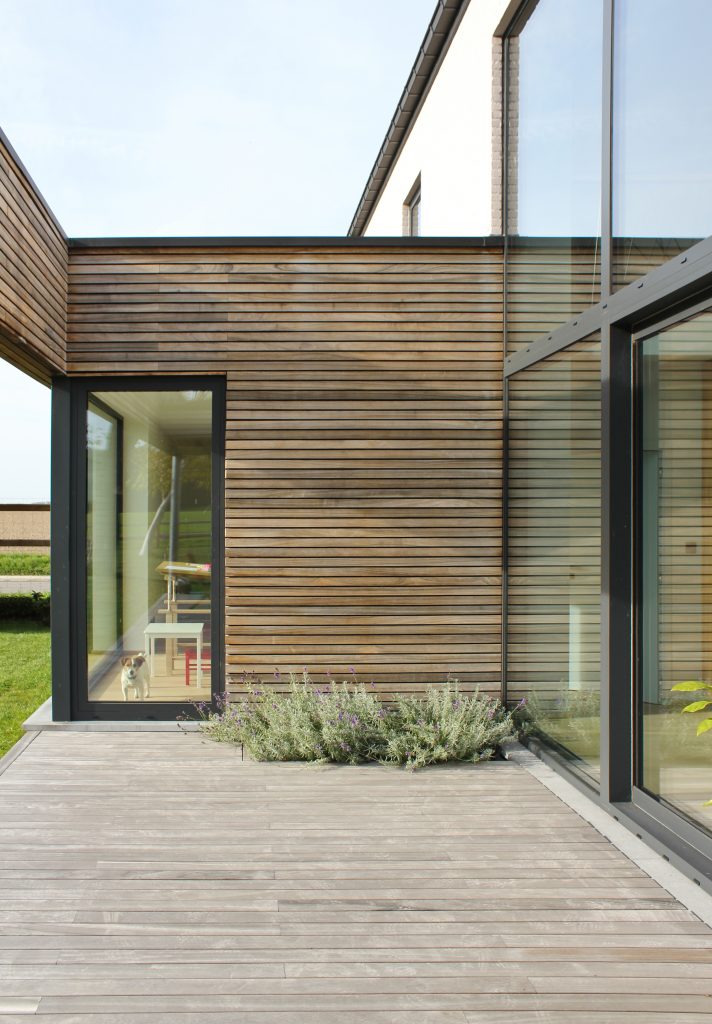 Vetedy_Padouk-60SP10-exotic_wood_cladding-invisible-fixation-techniclic ...